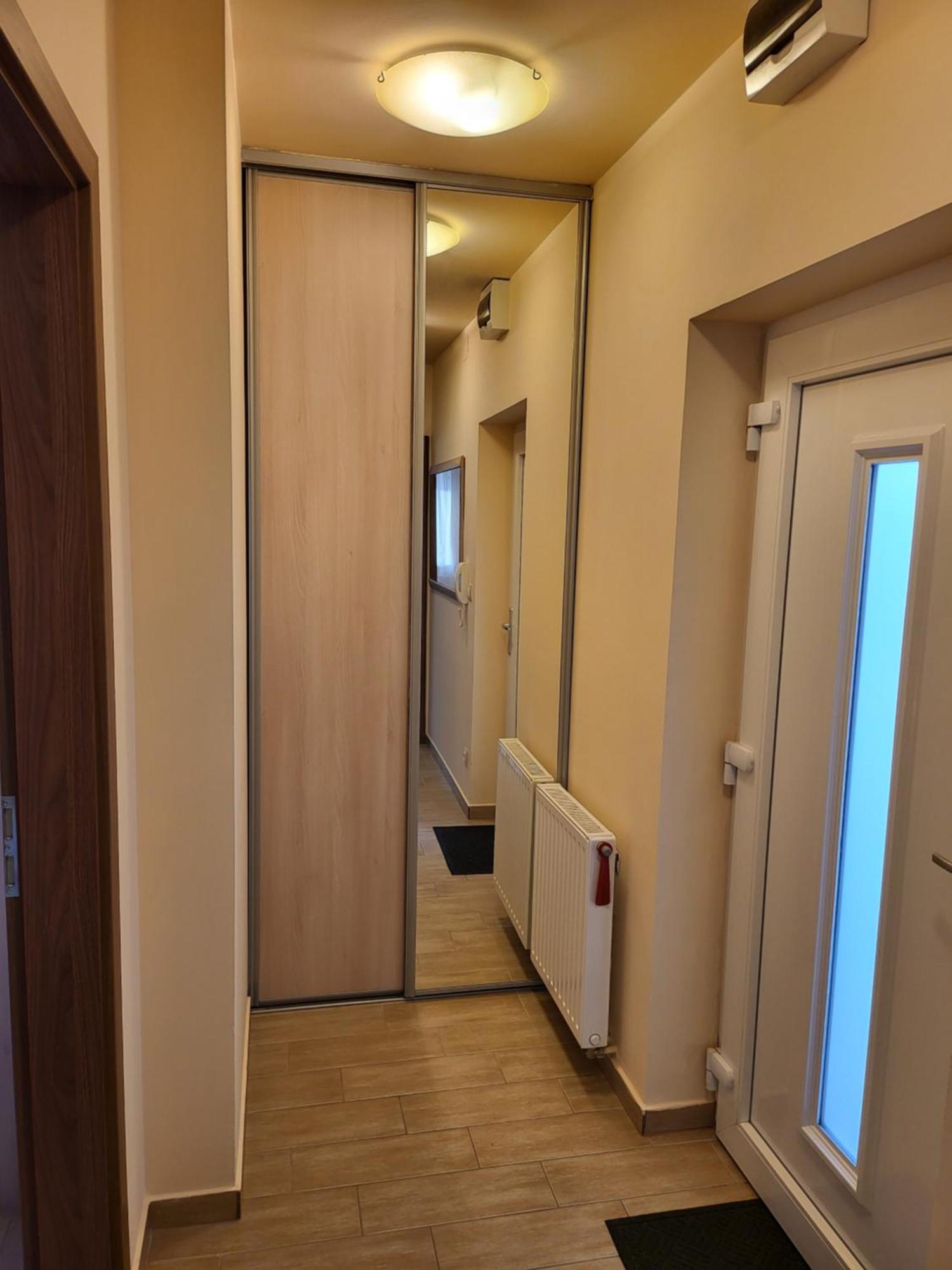 Appartamento Triangol Apartman: Fuerdo, Belvaros, Egyetem Győr Esterno foto